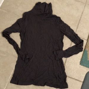 GAP Turtleneck. 100% Rayon. Size XS.